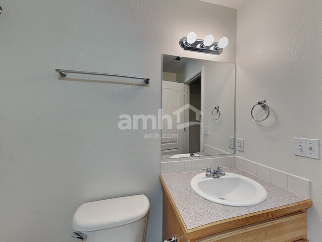 Building Photo - 9468 W Trestlewood Dr