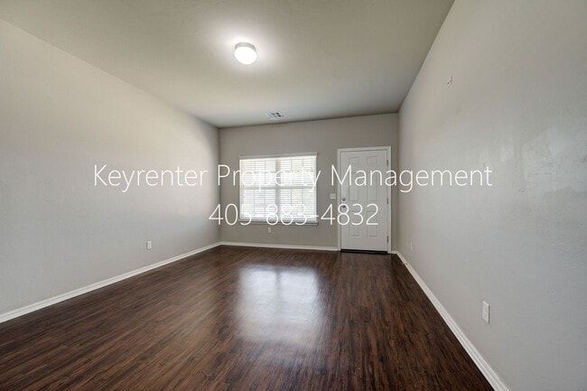 Building Photo - Gorgeous 3 Bed 2 Bath in Moore/SE OKC