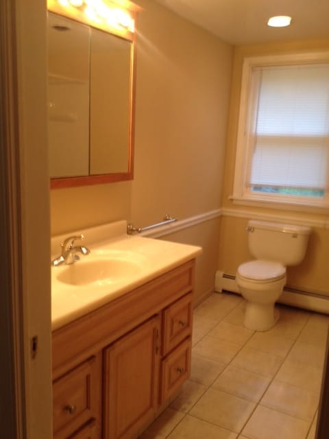Building Photo - 203 Brookside Drive