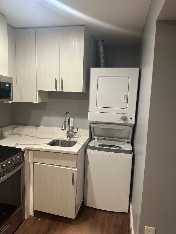 Building Photo - 7306 Glendora Ct