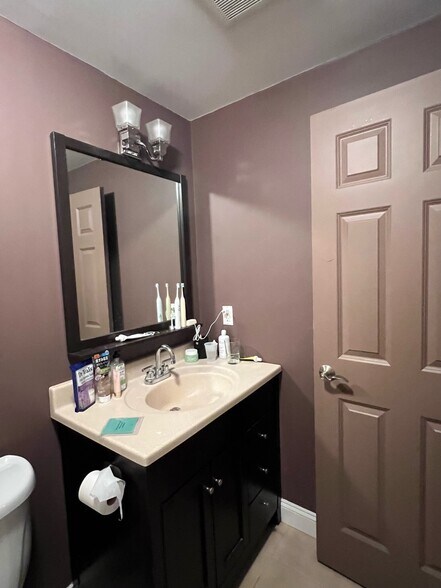 Building Photo - 34 Edgerly Rd