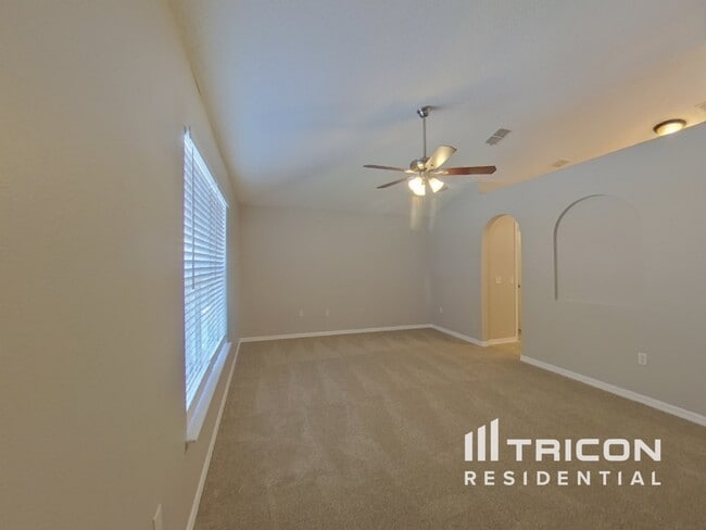 Building Photo - 1814 Torrington Dr