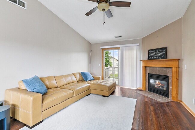 Building Photo - 952 Arvle Cir