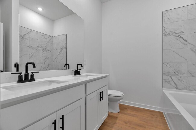 Building Photo - 2907 N Grey Squirrel Dr