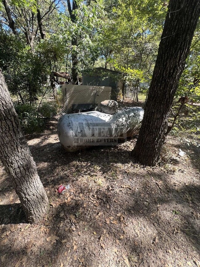 Building Photo - Beautiful Remodeled 3 Bed 1.5 Bath