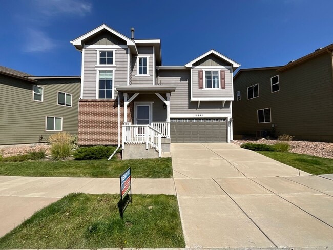Building Photo - 4 Bedroom Home Available Near Voyager Pkwy...
