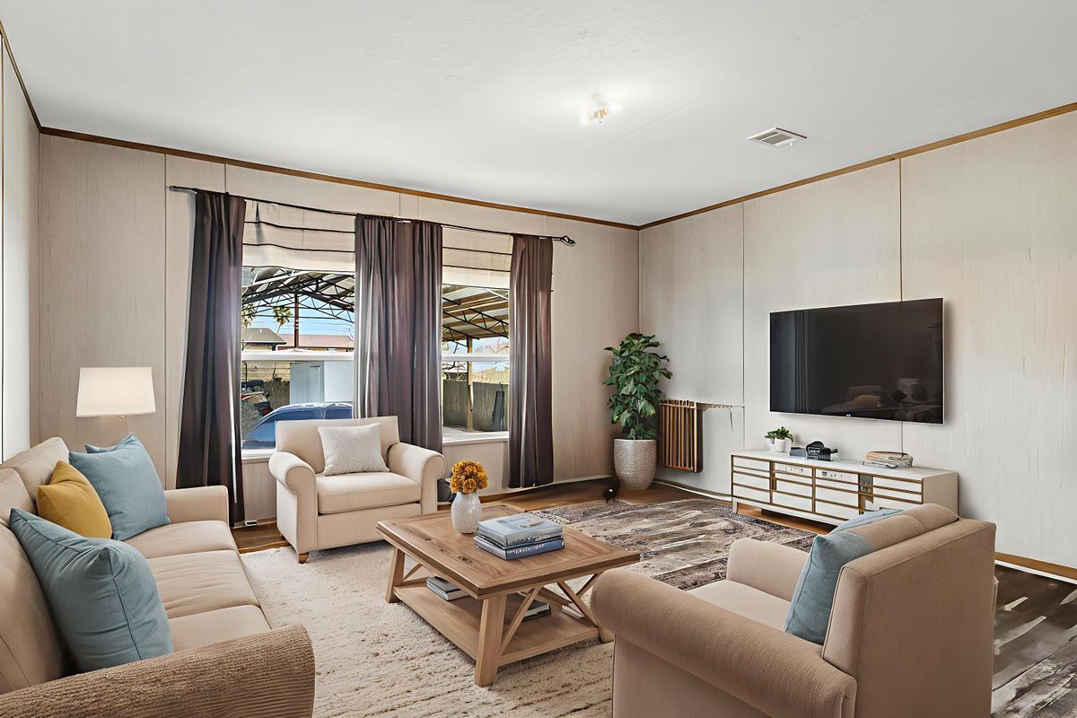 Building Photo - 134 N Larry Dr