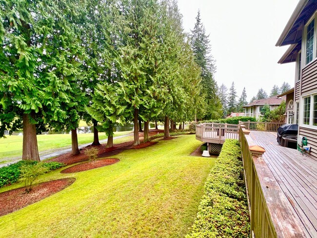 Building Photo - Golf Course Home in Mill Creek!