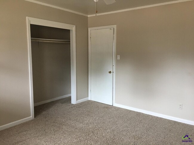 Building Photo - 104 Biltmore Terrace