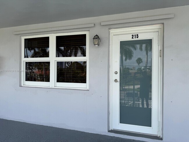 Building Photo - 630 Layne Blvd