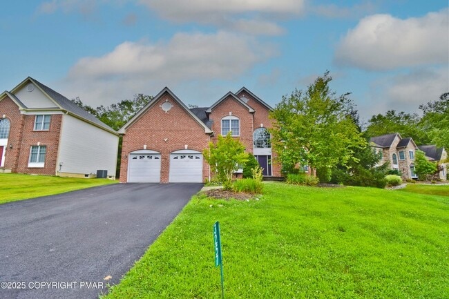Building Photo - 3257 Doral Ct