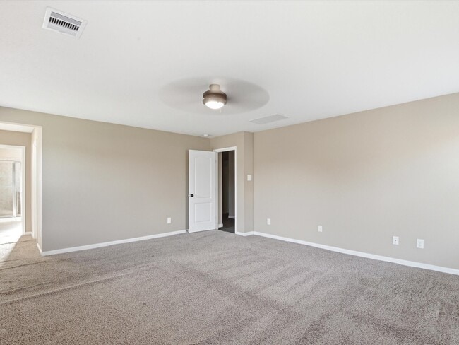 Building Photo - 16515 Williamstown Dr