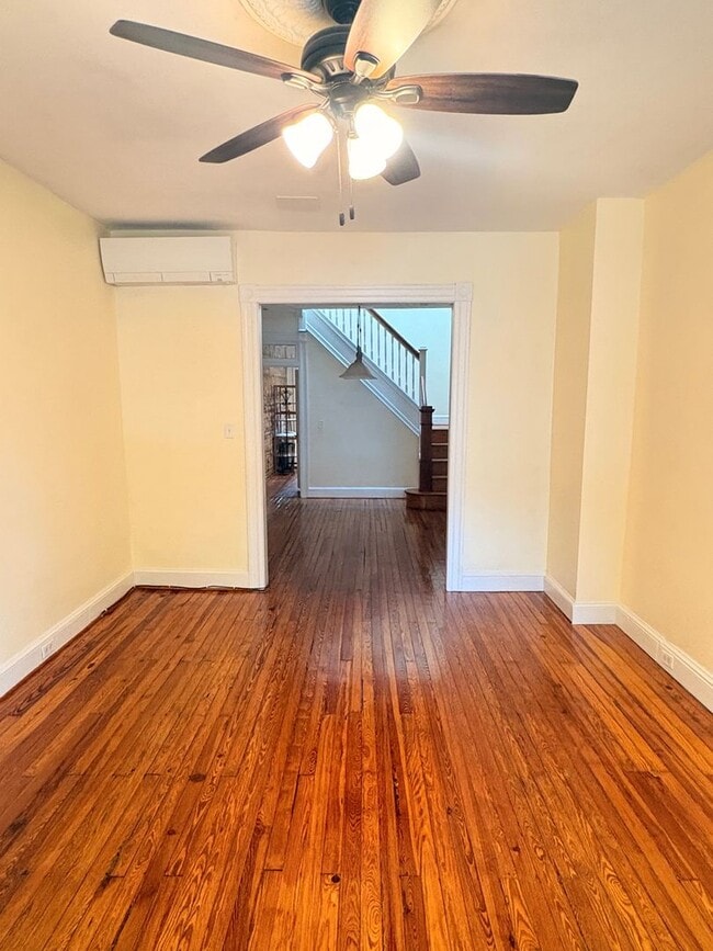 Building Photo - Gorgeous Hampden 2bd/2ba w/ Fin Bsmt, W/D, A/C and more! Available now