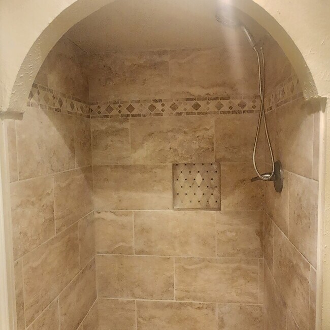 Building Photo - 7207 Addicks Clodine Rd