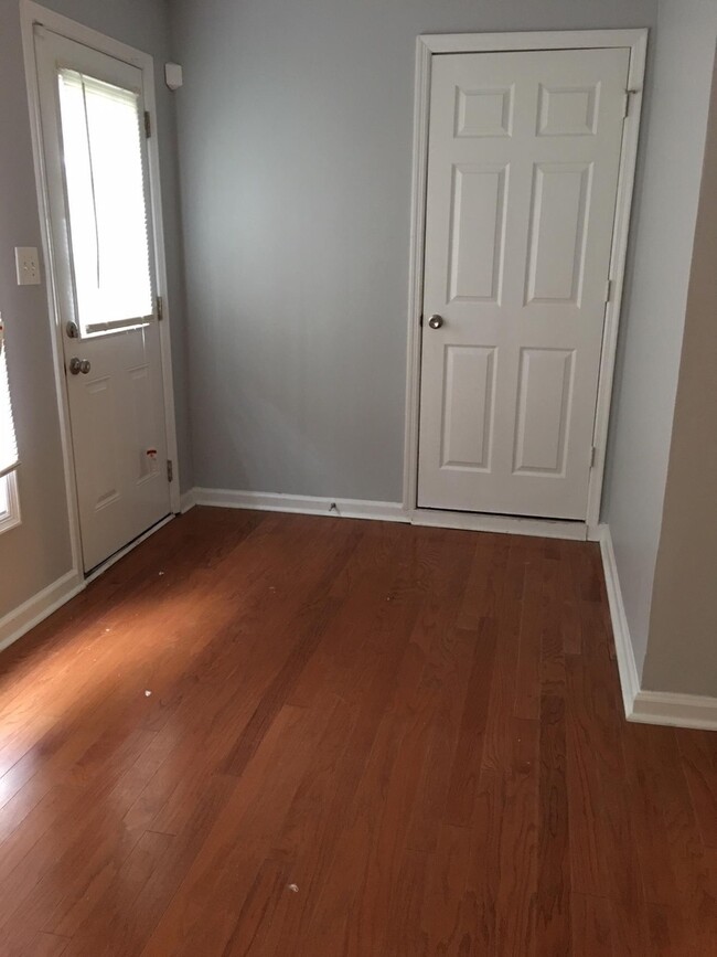Building Photo - Upgraded 2BR/2.5BA Townhome for Rent – $1,...