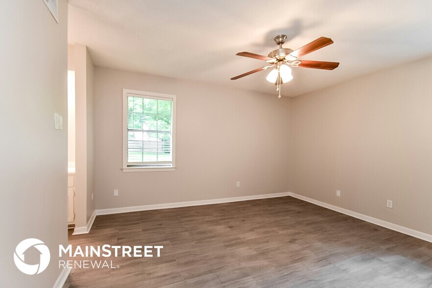 Building Photo - 3571 Castleman St