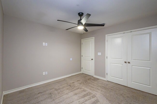 Building Photo - 2203 Durazno Ct