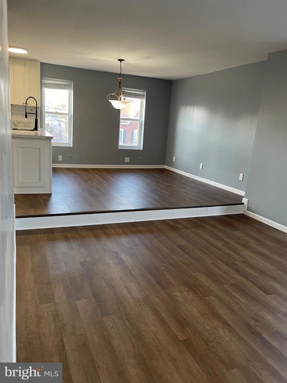 Building Photo - 326 Walnut St