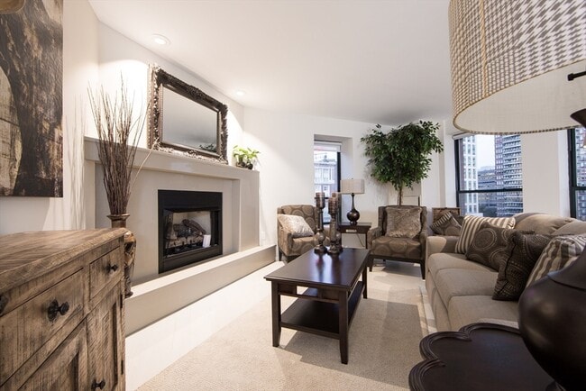 Building Photo - 755 Boylston St