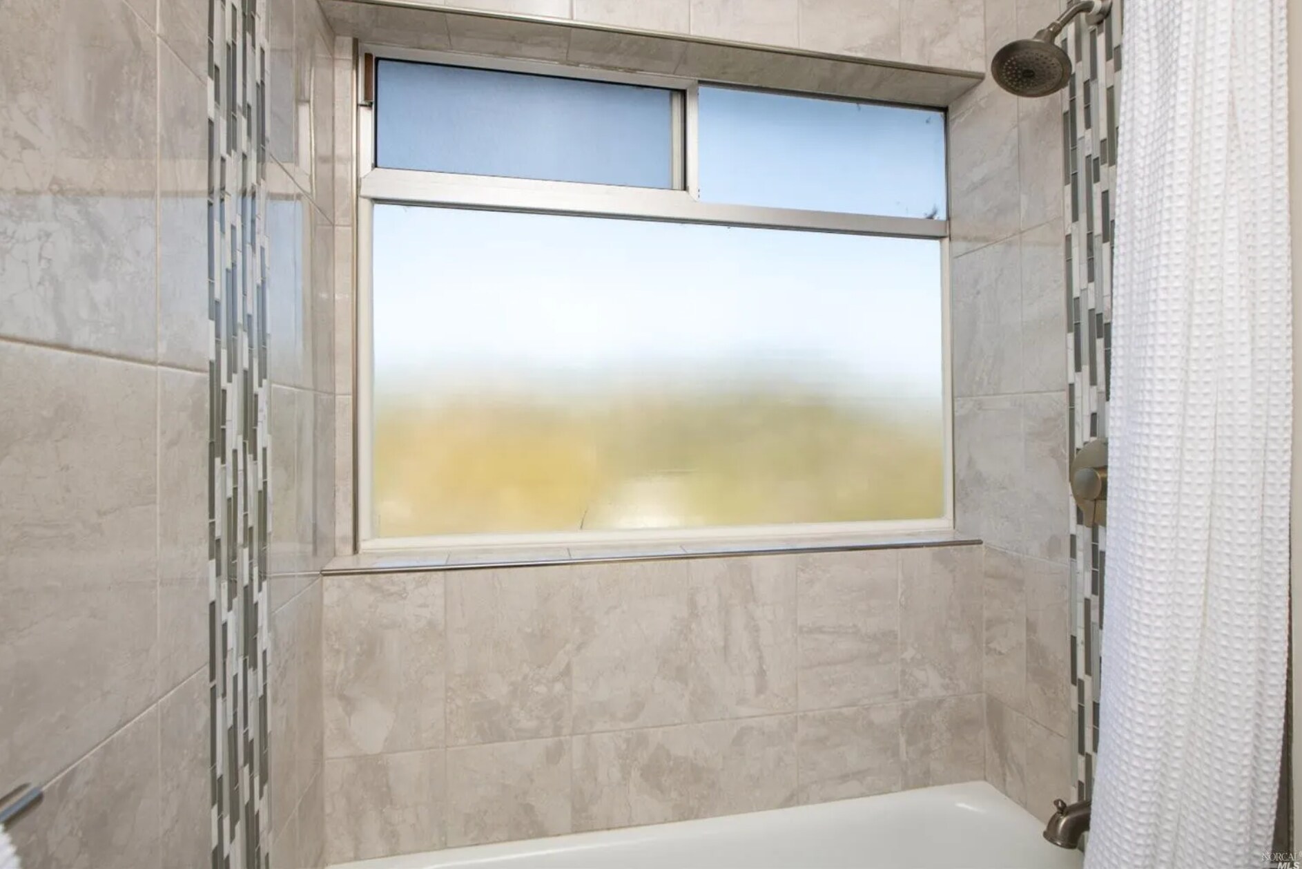 Building Photo - 290 Via Casitas