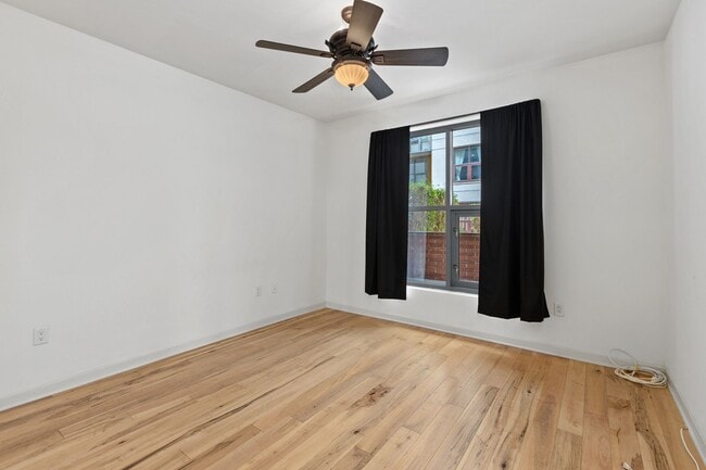 Building Photo - Metrome - Ground floor with patio - 1 bedr...