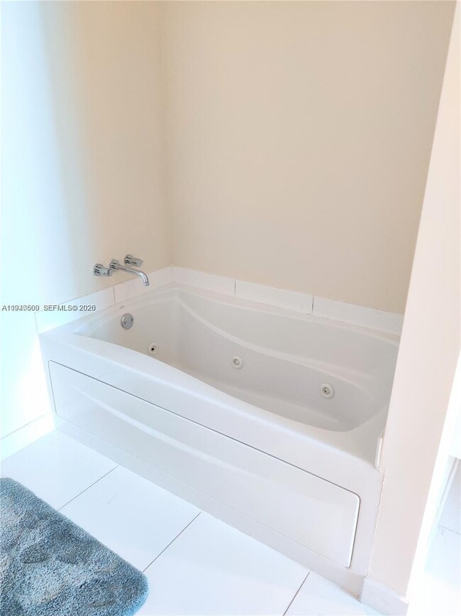 Building Photo - 55 SE 6th St