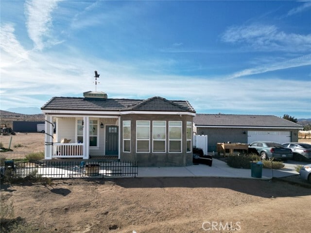 Primary Photo - 11152 E Ave V 12