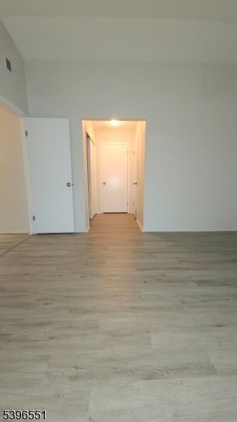 Building Photo - 124 Drake Ln