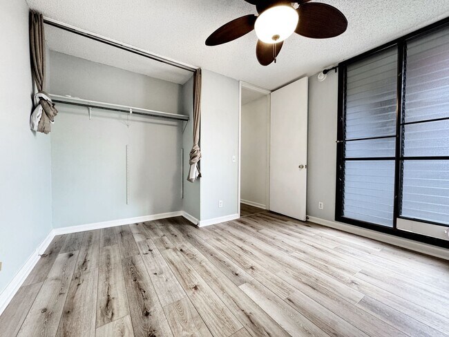 Building Photo - Pet Friendly Kailua Condo with A/C