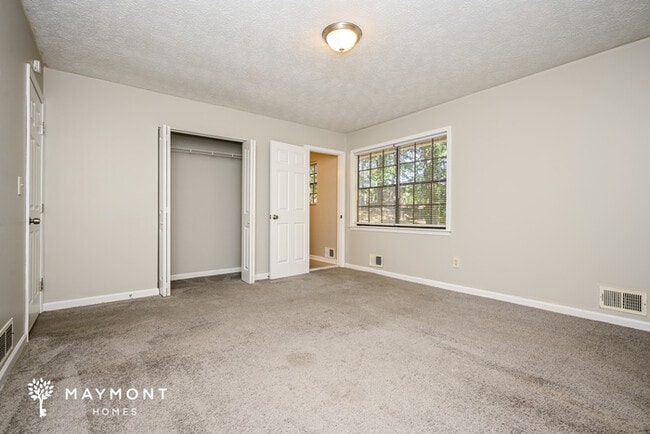 Building Photo - 6364 Revena Dr