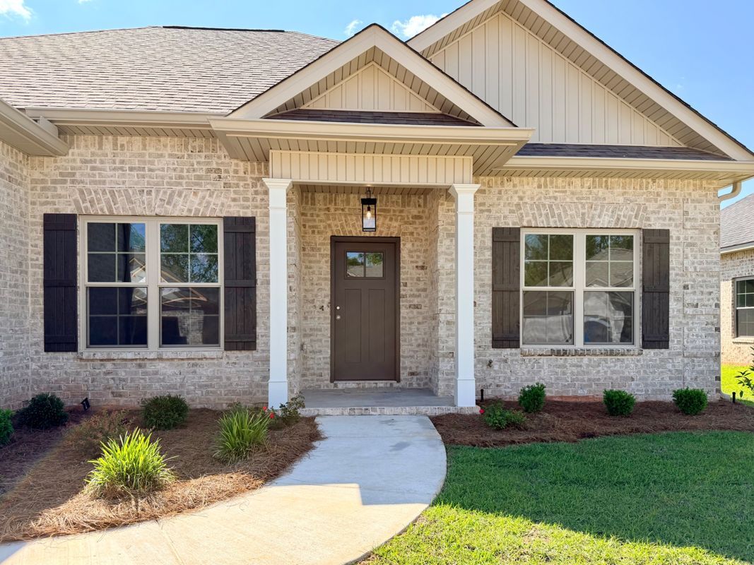 Building Photo - 513 Bristleleaf Path