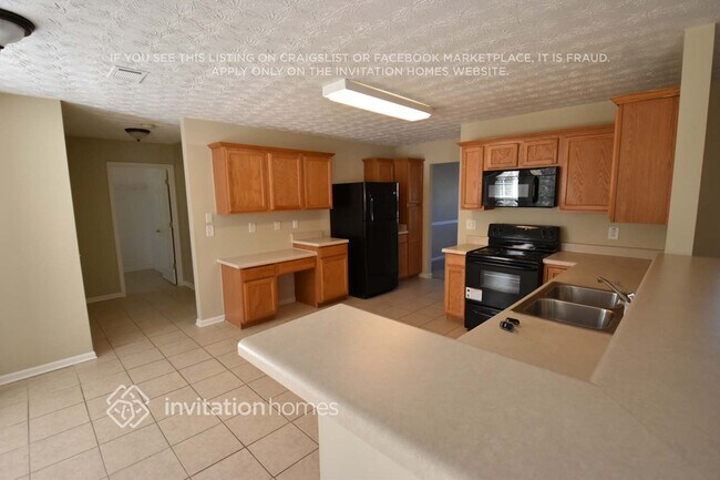 Building Photo - 830 Creek Cove Way