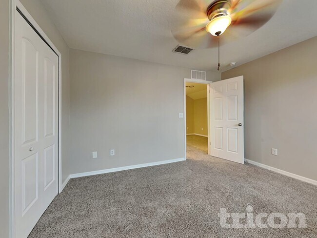 Building Photo - 17437 Lawn Orchid Loop