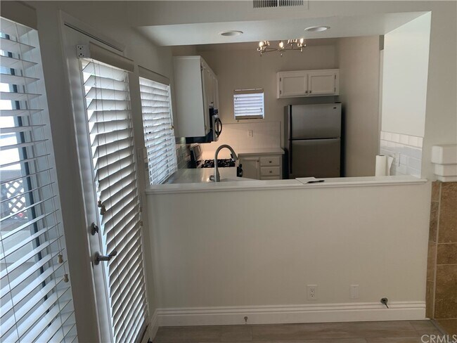 Building Photo - 26419 Portola-