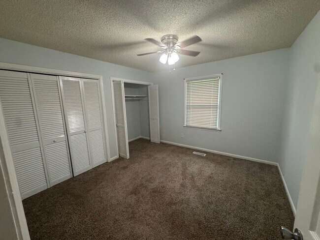 Building Photo - 3116 Plantation Dr