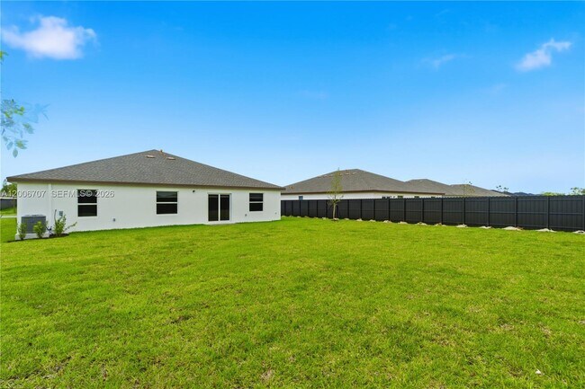 Building Photo - 17435 SW 285th St