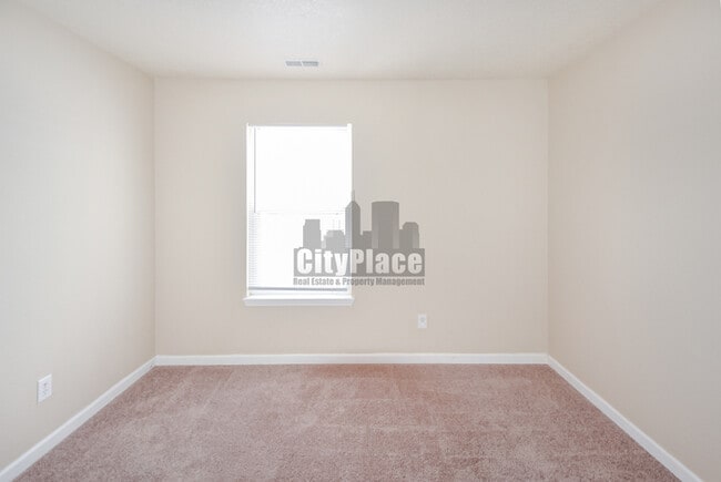 Building Photo - 11324 Roundwood Ct