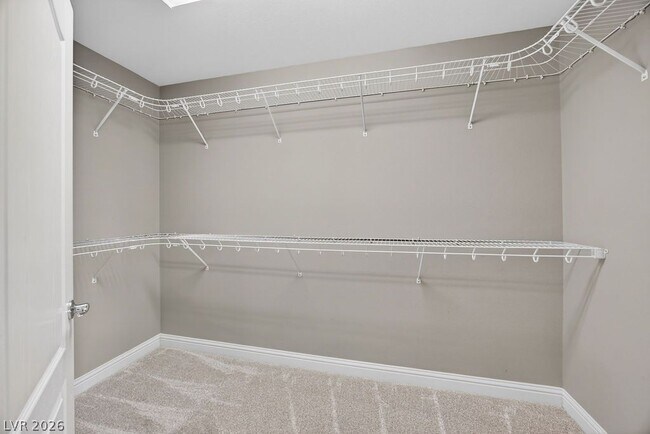 Building Photo - 9610 Twin Rivers Ct