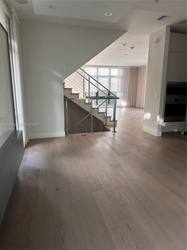 Building Photo - 8231 NW 48th St