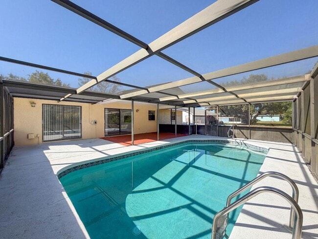 Building Photo - 7410 Dundee Ct