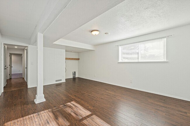 Building Photo - 7547 13th Ave SE