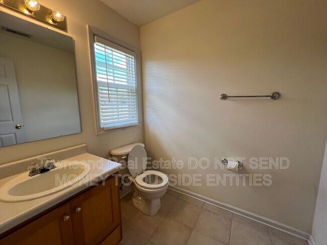 Building Photo - 121 Bugle Call Dr