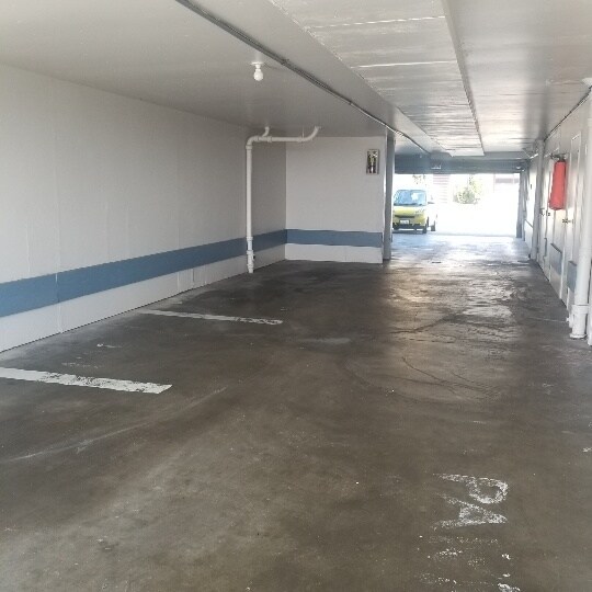 Building Photo - 424 Santa Barbara Ave