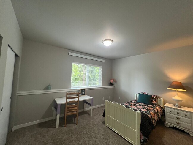 Building Photo - 514 Fielding Ct