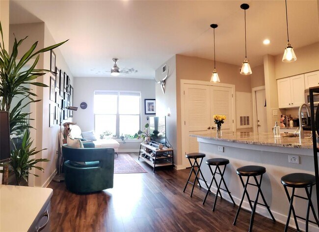 Building Photo - 1201 Grove Blvd