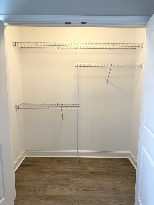 Building Photo - 459 3rd Loop Rd