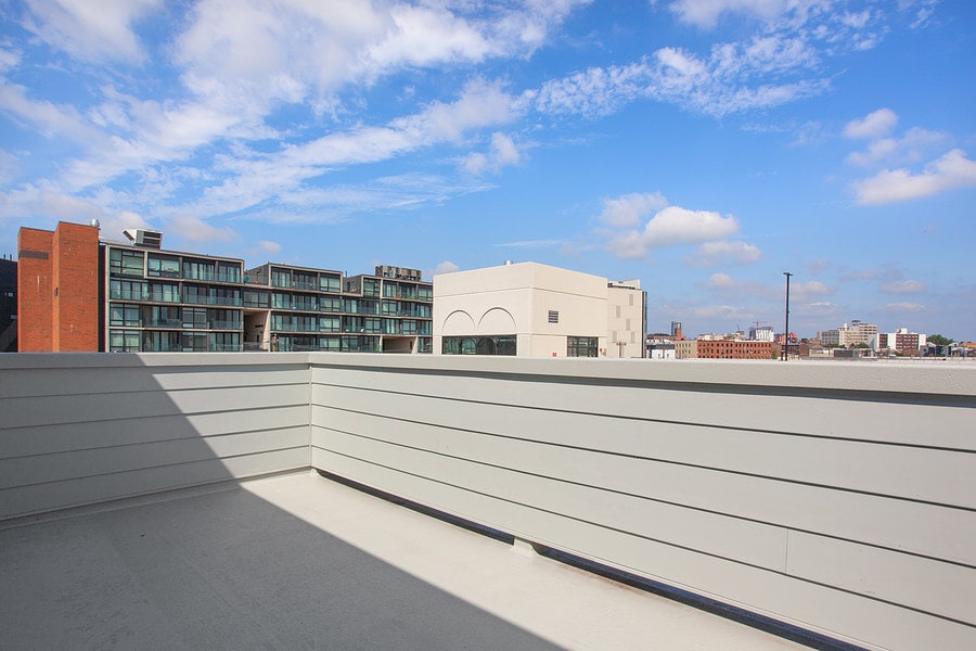 Roof Top - 146 W Wildey St