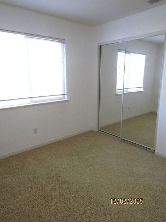 Building Photo - Beautiful 4 Bed 3 Bath Single Family Home in Santa Rosa- $3,250 per month!