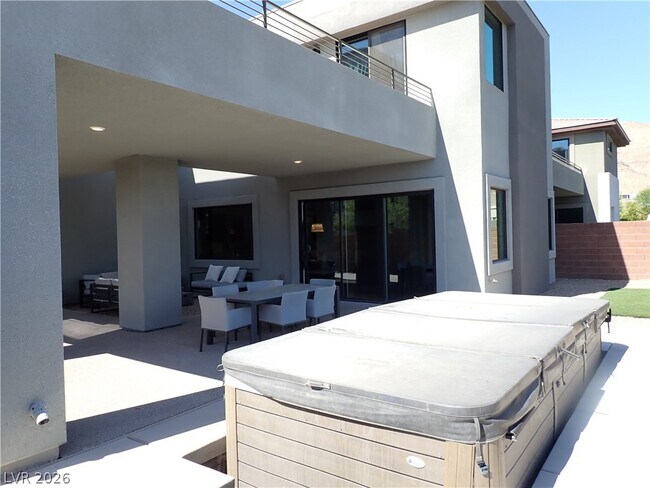 Building Photo - 10226 Jade Gardens Dr