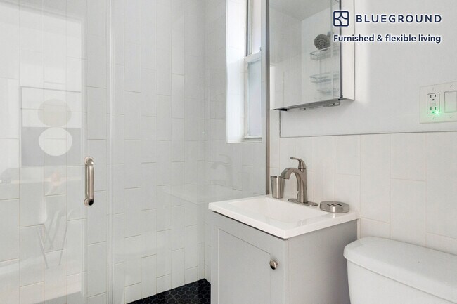 Building Photo - 501 1/2 East 83rd Street-SI FL3-ID1998